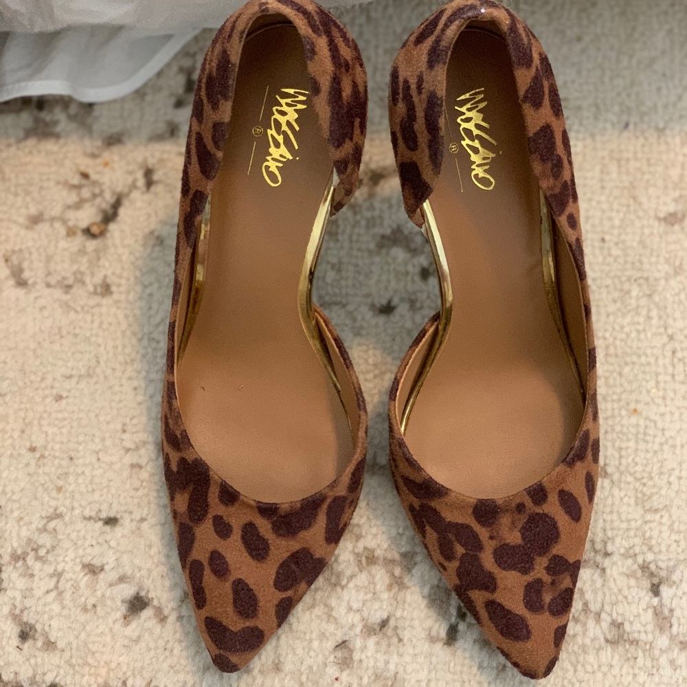 Leopard heels